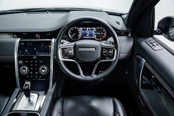 Used Land Rover Discovery Sport 2022 for sale - 76081369: Photo 2