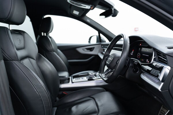 Used Audi Q7 2021 for sale - 76030003: Photo 29
