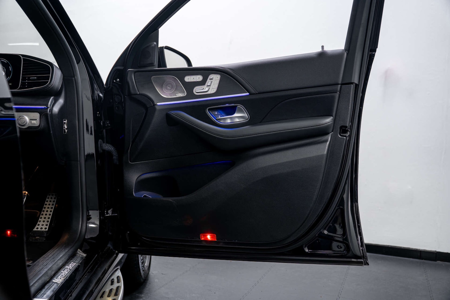 Used Mercedes-Benz GLE 2023 for sale - 77406680: Photo 11