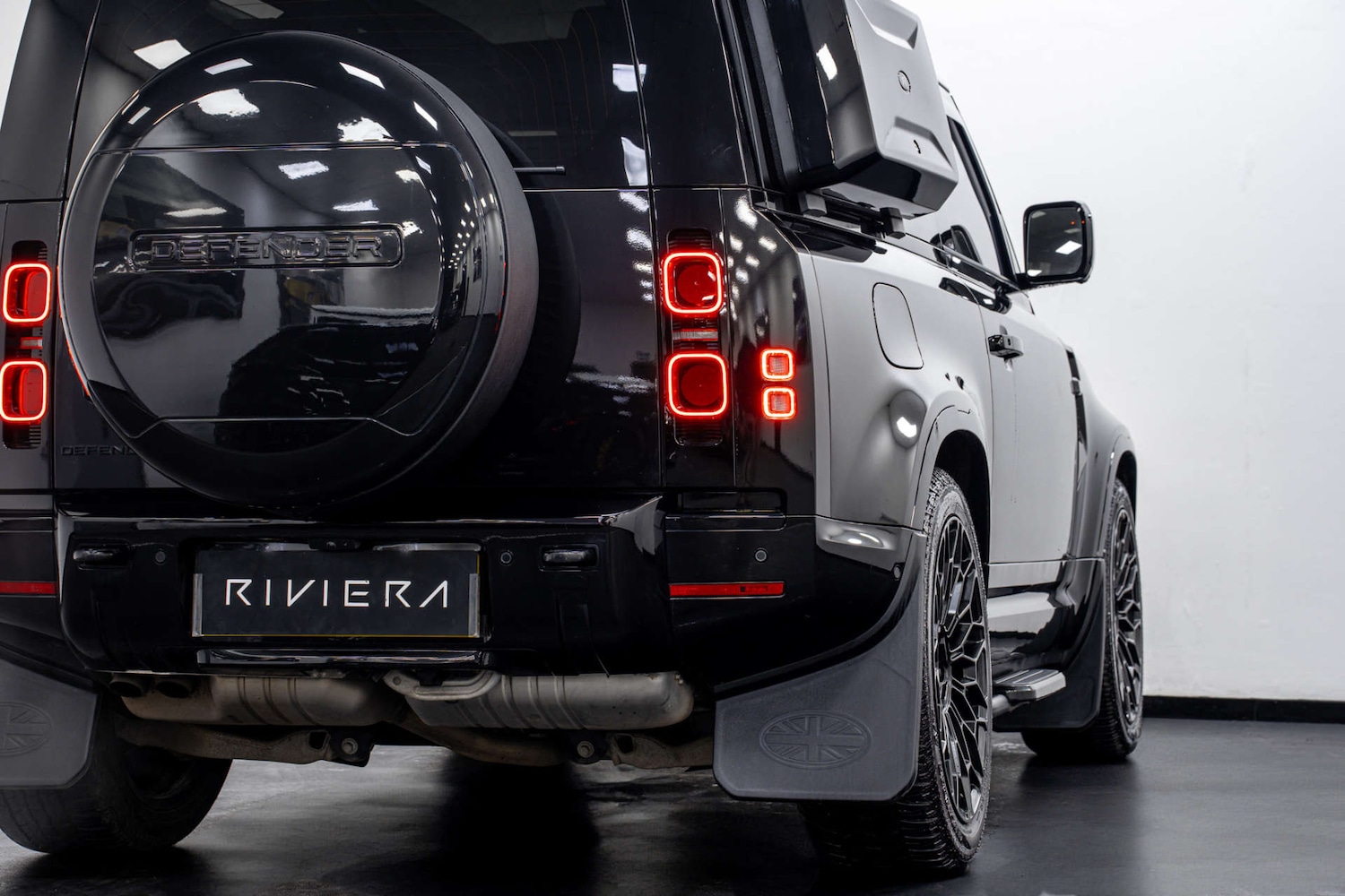 Used Land Rover Defender 2023 for sale - 77406687: Photo 10