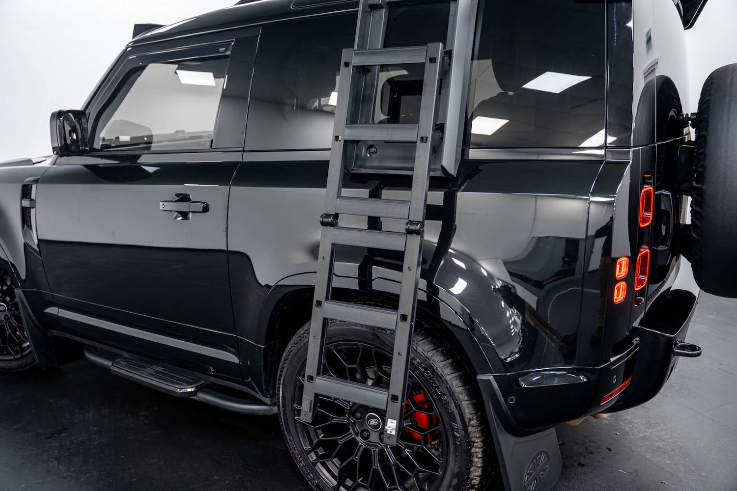 Used Land Rover Defender 2023 for sale - 77406687: Photo 19