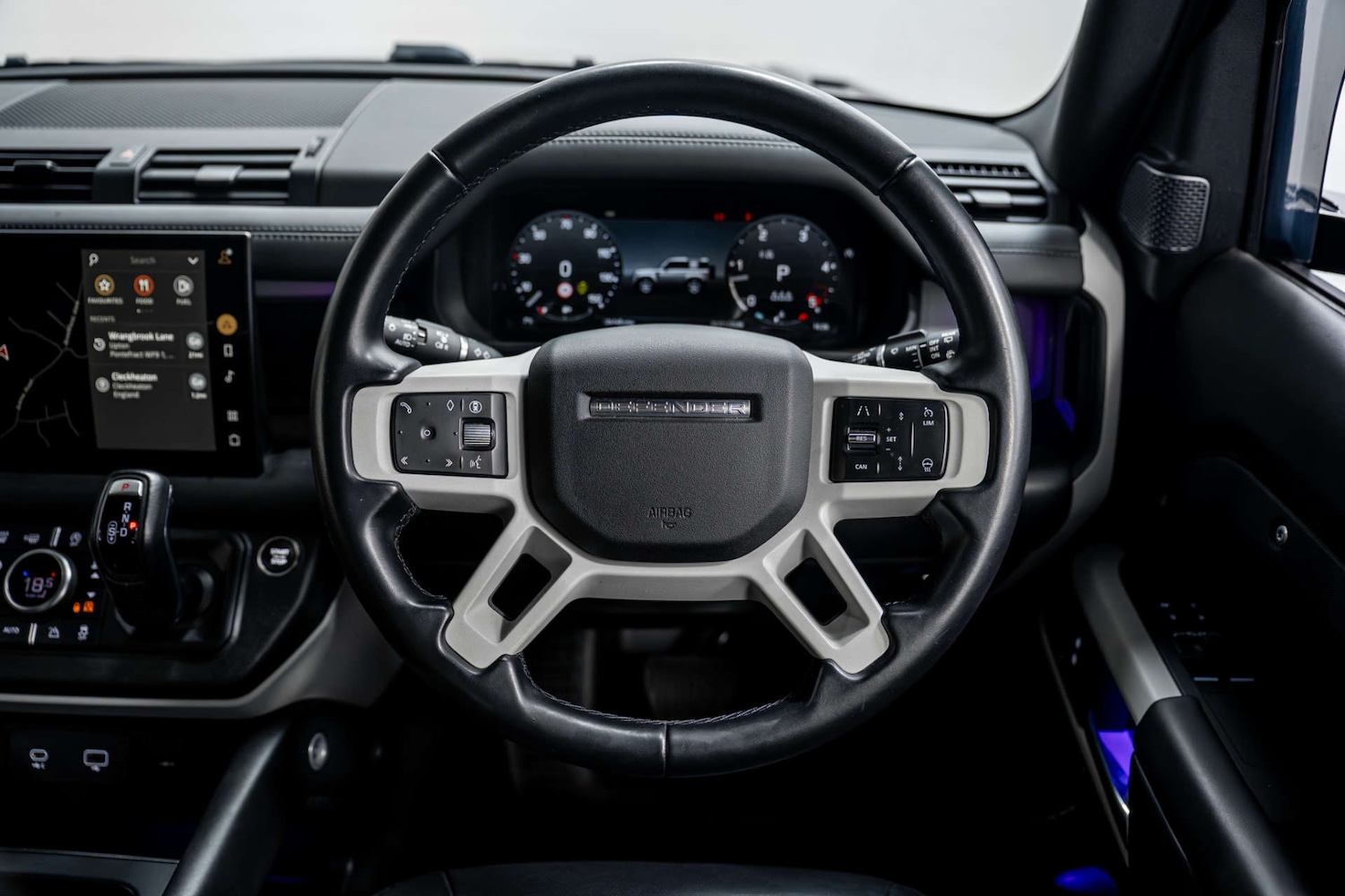 Used Land Rover Defender 2023 for sale - 77406687: Photo 31