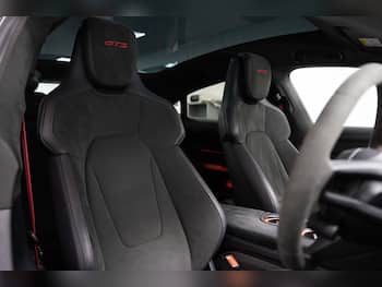 Used Porsche Taycan 2023 for sale - 79817324: Photo