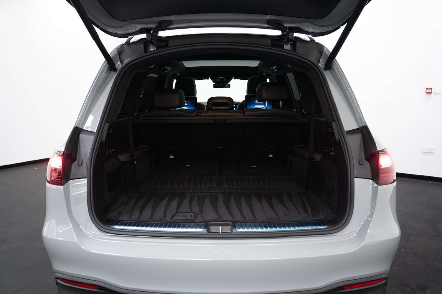 Used Mercedes-Benz GLS 2024 for sale - 77406667: Photo 17