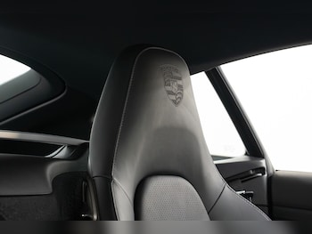 Used Porsche Cayman 2024 for sale - 79434900: Photo