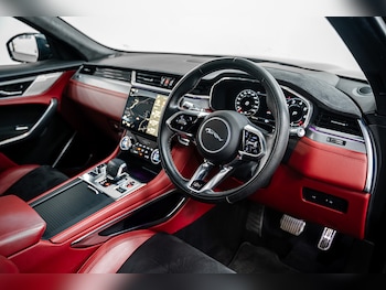 Used Jaguar F-Pace 2021 for sale - 75321657: Photo