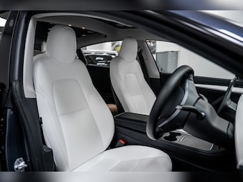 Used Tesla Model 3 2023 for sale - 77264066: Photo