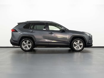 Used Toyota RAV4 2021 for sale - 78611707: Photo