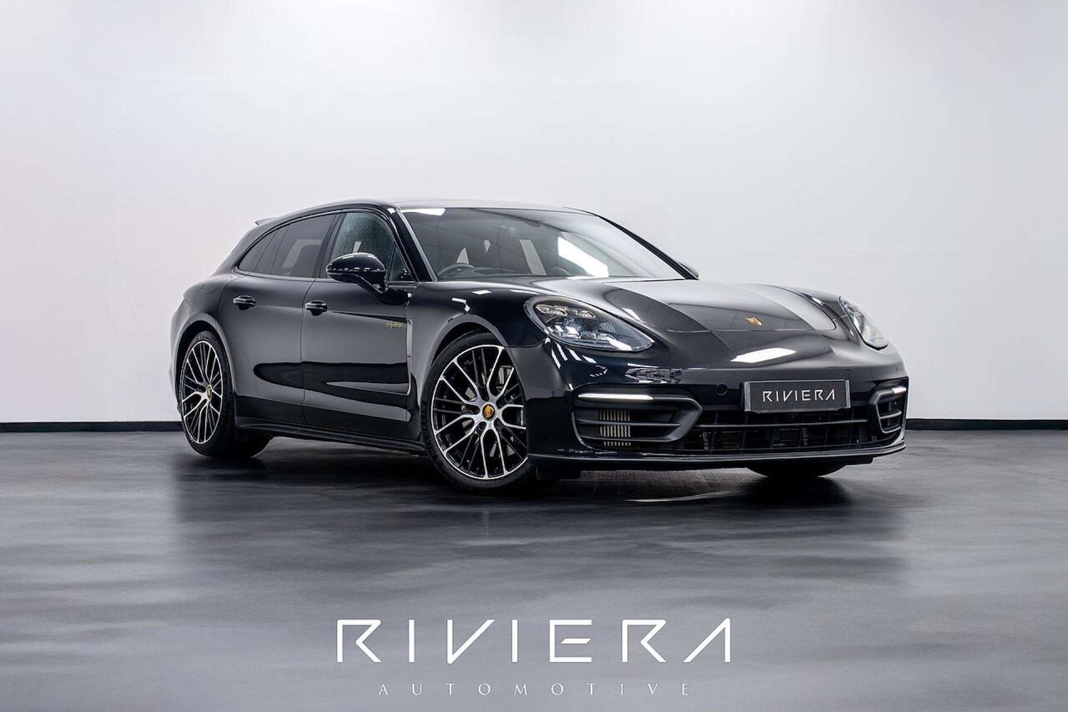 Used Porsche Panamera 2023 for sale - 77406659: Photo 1