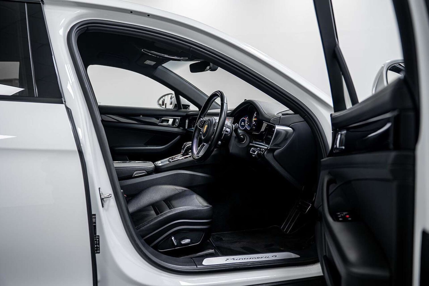 Used Porsche Panamera 2019 for sale - 77406622: Photo 14