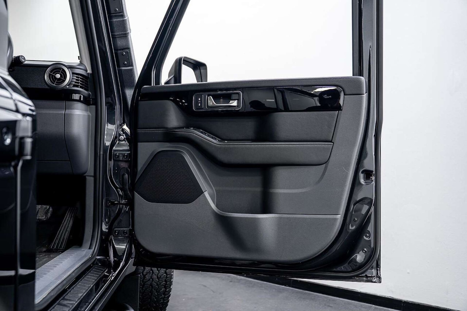 Used INEOS Grenadier 2023 for sale - 77406646: Photo 23