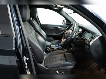Used BMW iX3 2023 for sale - 79359384: Photo
