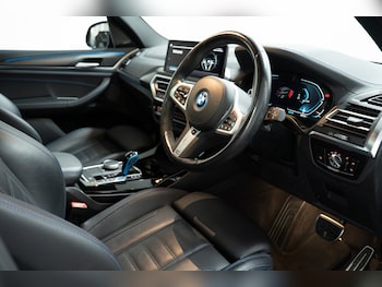 Used BMW iX3 2023 for sale - 79359384: Photo
