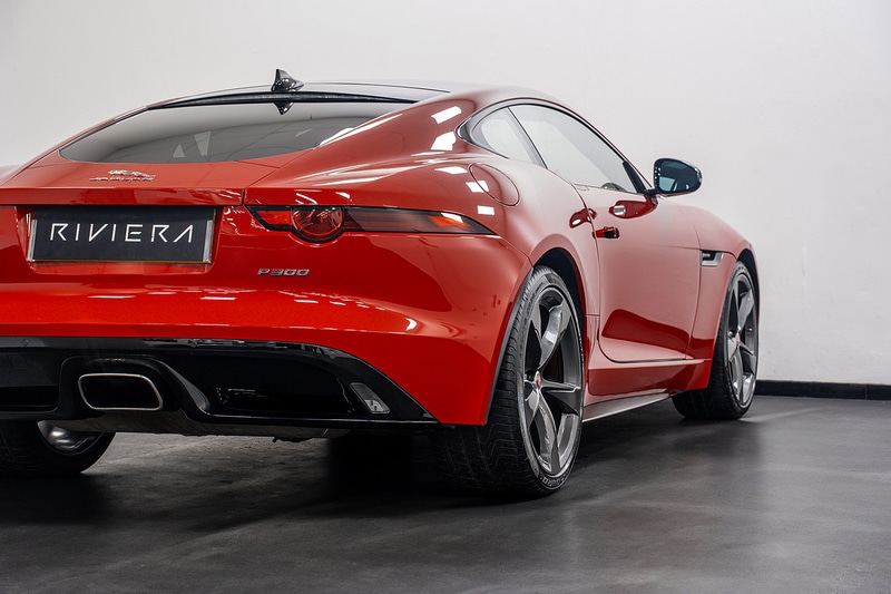 Used Jaguar F-Type 2018 for sale - 76205296: Photo 10