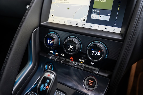 Used Jaguar F-Type 2018 for sale - 76205296: Photo 14