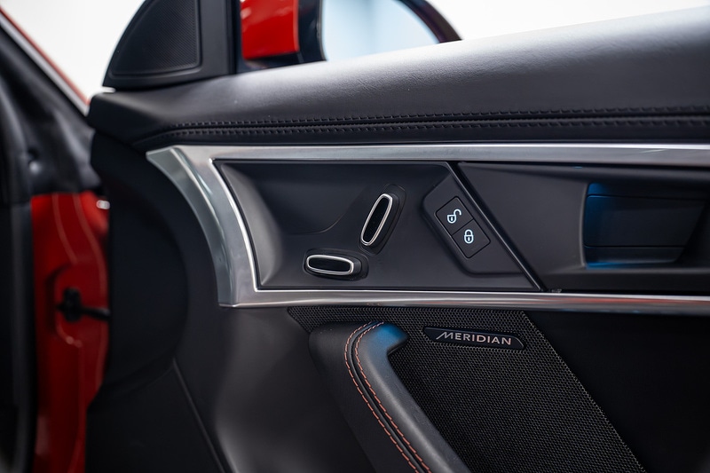 Used Jaguar F-Type 2018 for sale - 76205296: Photo 20