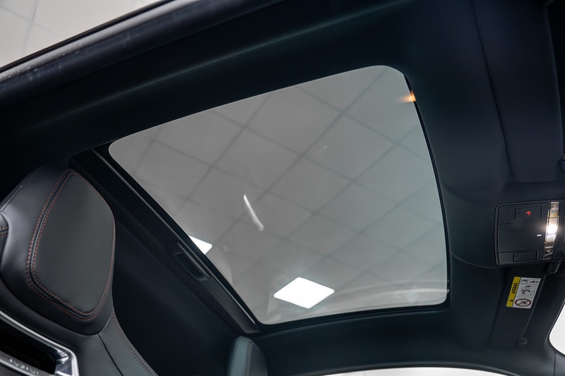 Used Jaguar F-Type 2018 for sale - 76205296: Photo 31