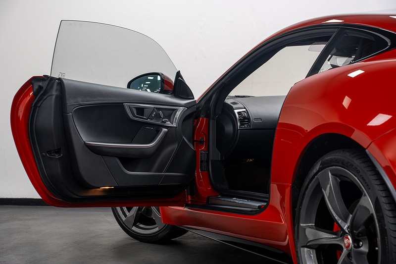 Used Jaguar F-Type 2018 for sale - 76205296: Photo 6