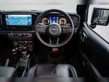 Used Jeep Wrangler 2024 for sale - 76808356: Photo