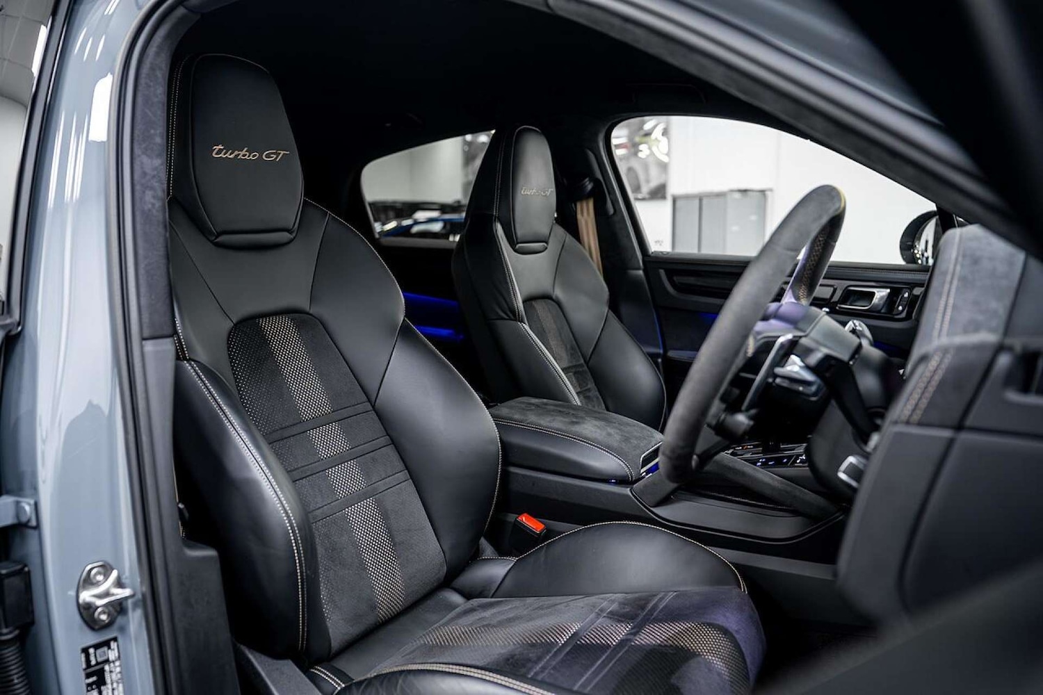 Used Porsche Cayenne 2022 for sale - 77406642: Photo 3