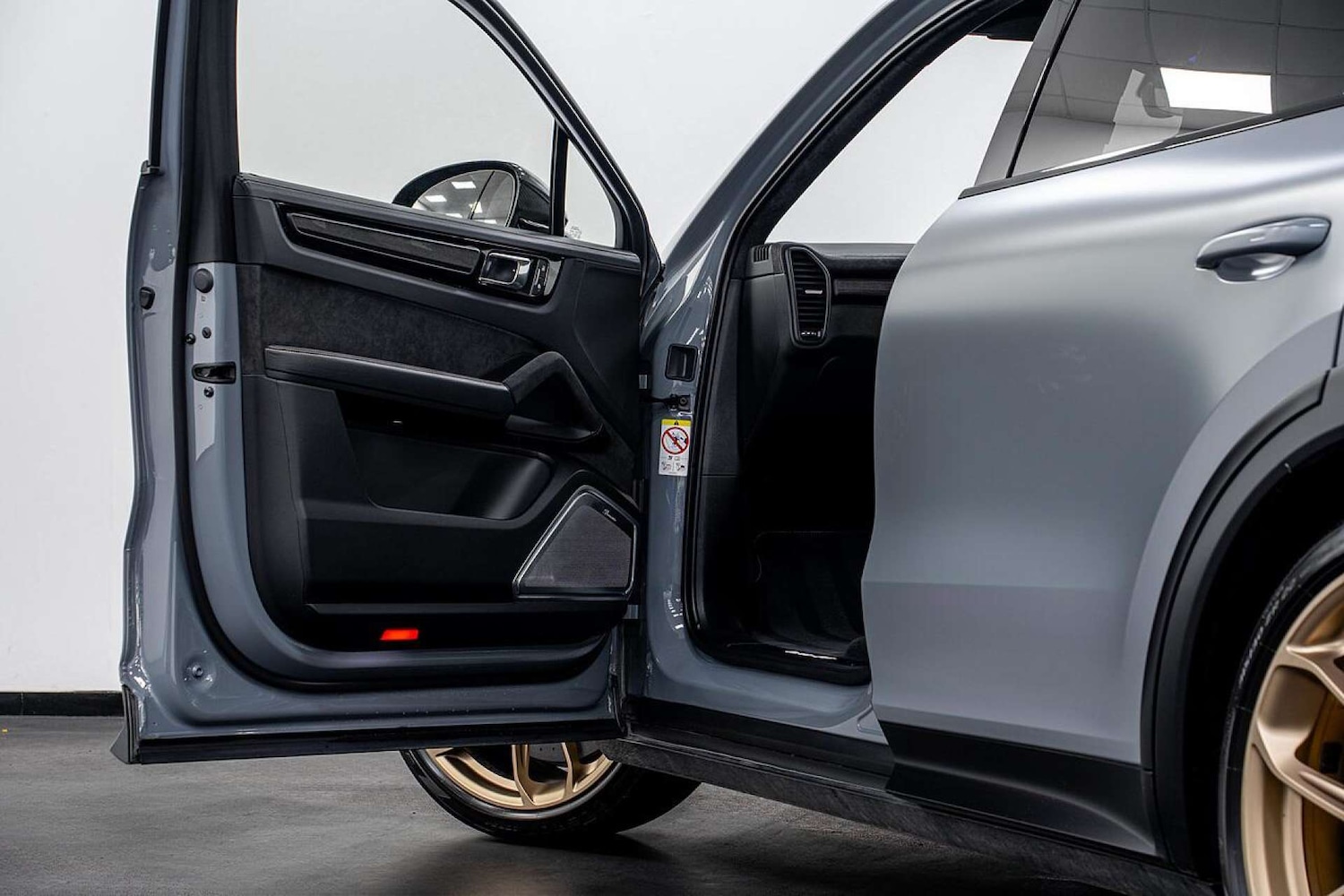 Used Porsche Cayenne 2022 for sale - 77406642: Photo 6