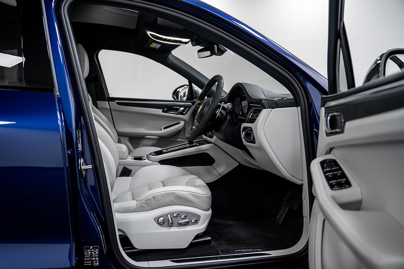 Used Porsche Macan 2022 for sale - 76682379: Photo 26
