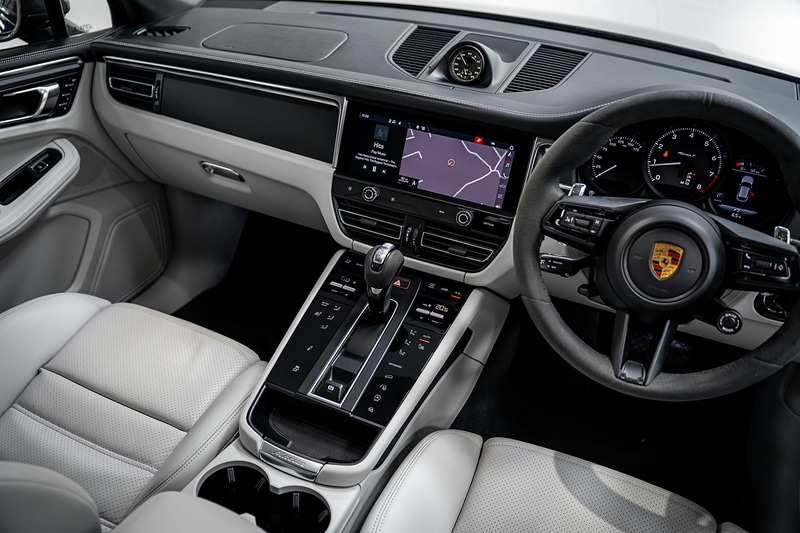 Used Porsche Macan 2022 for sale - 76682379: Photo 32