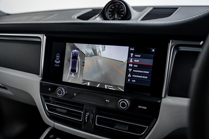 Used Porsche Macan 2022 for sale - 76682379: Photo 35