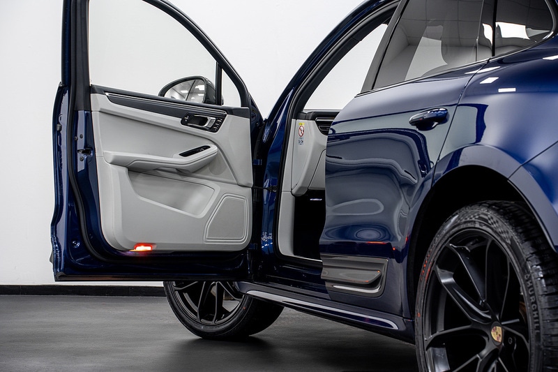 Used Porsche Macan 2022 for sale - 76682379: Photo 6