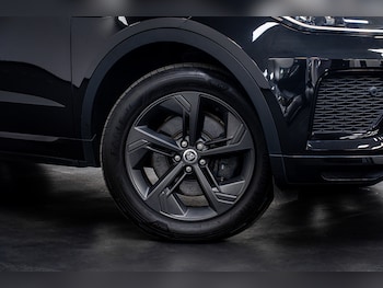 Used Jaguar E-Pace 2023 for sale - 76292191: Photo