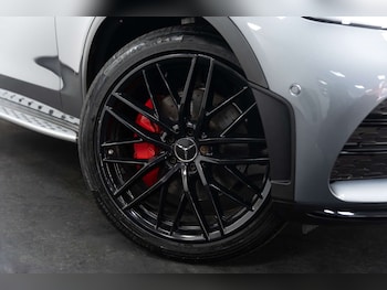 Used Mercedes-Benz GLC 2020 for sale - 77437659: Photo