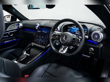 Used Mercedes-Benz SL 2024 for sale - 77406665: Photo