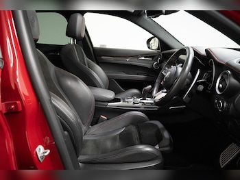 Used Alfa Romeo Stelvio 2022 for sale - 79494559: Photo