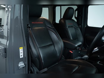 Used Jeep Wrangler 2020 for sale - 79409901: Photo