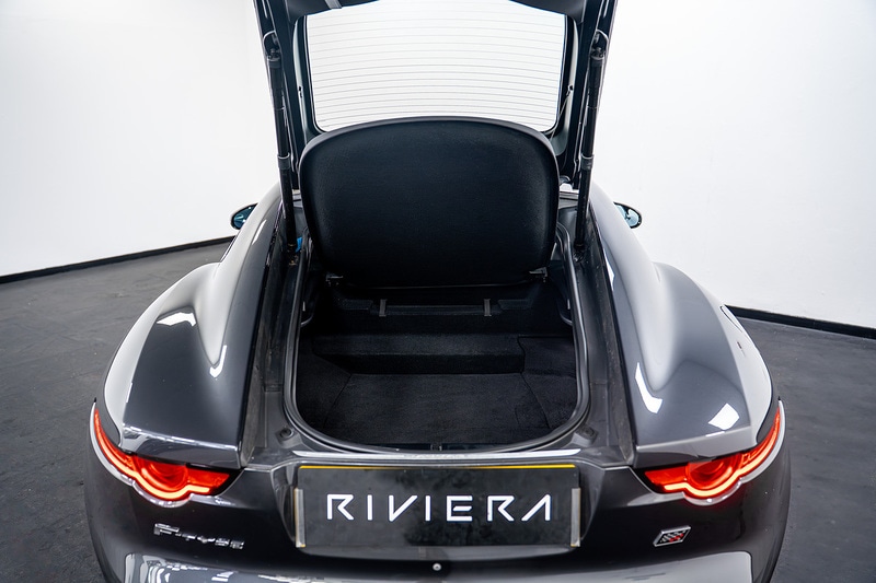 Used Jaguar F-Type 2019 for sale - 76368274: Photo 18