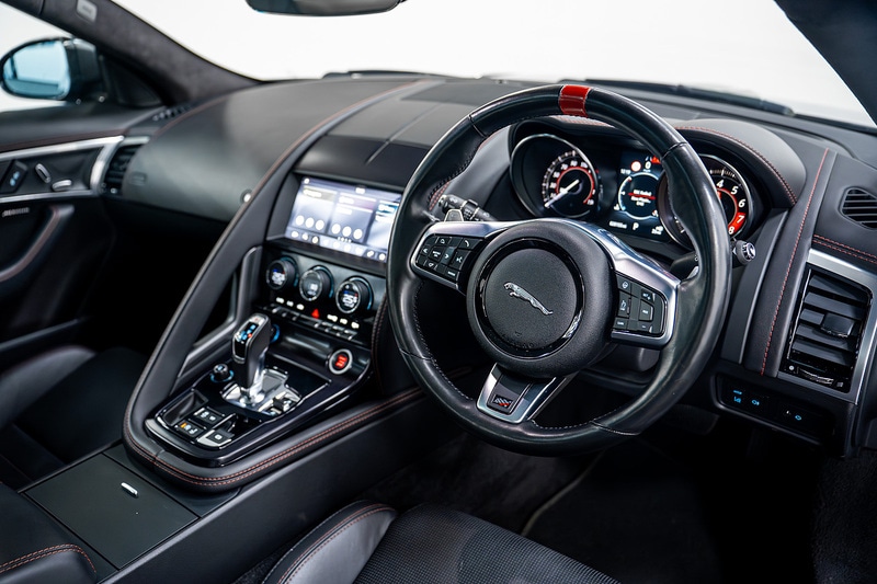 Used Jaguar F-Type 2019 for sale - 76368274: Photo 26