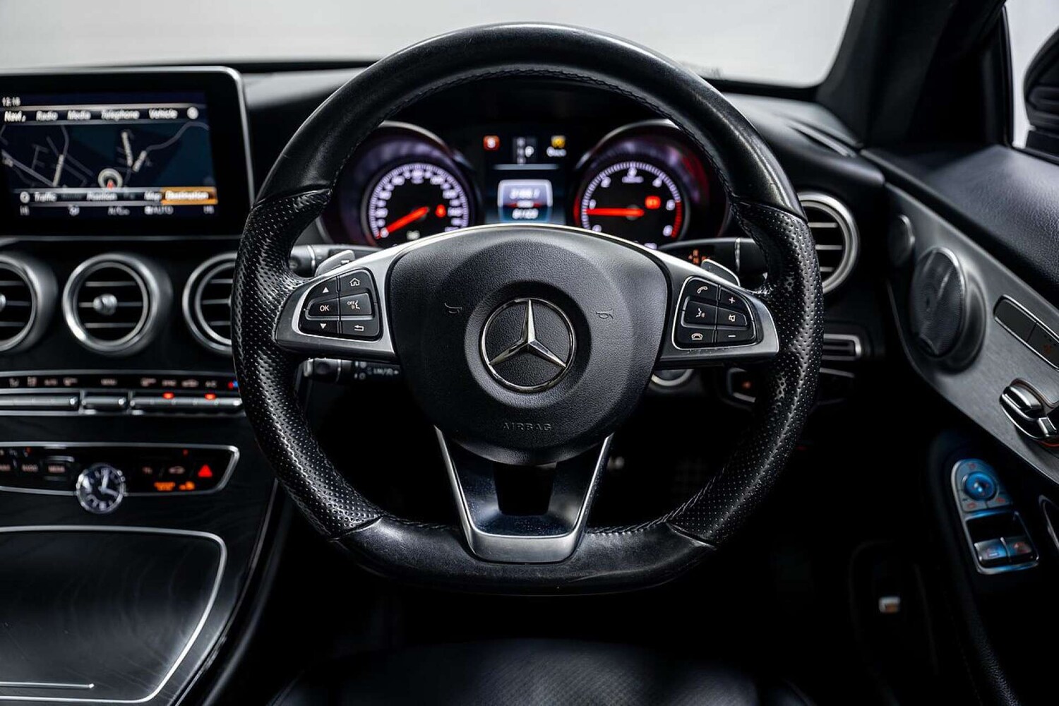 Used Mercedes-Benz C Class 2017 for sale - 77406618: Photo 30