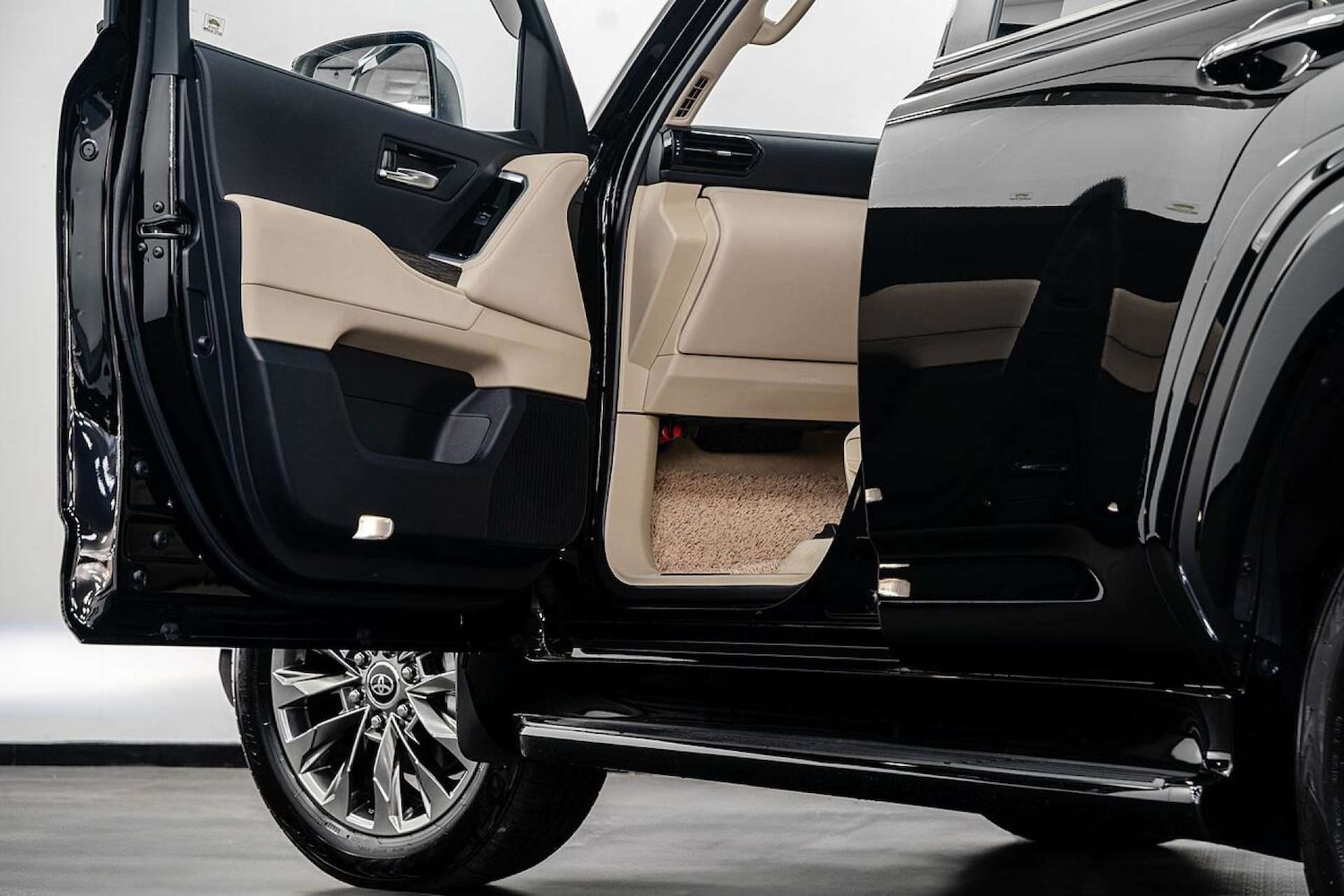 Used Toyota Land Cruiser 2025 for sale - 77406647: Photo 8