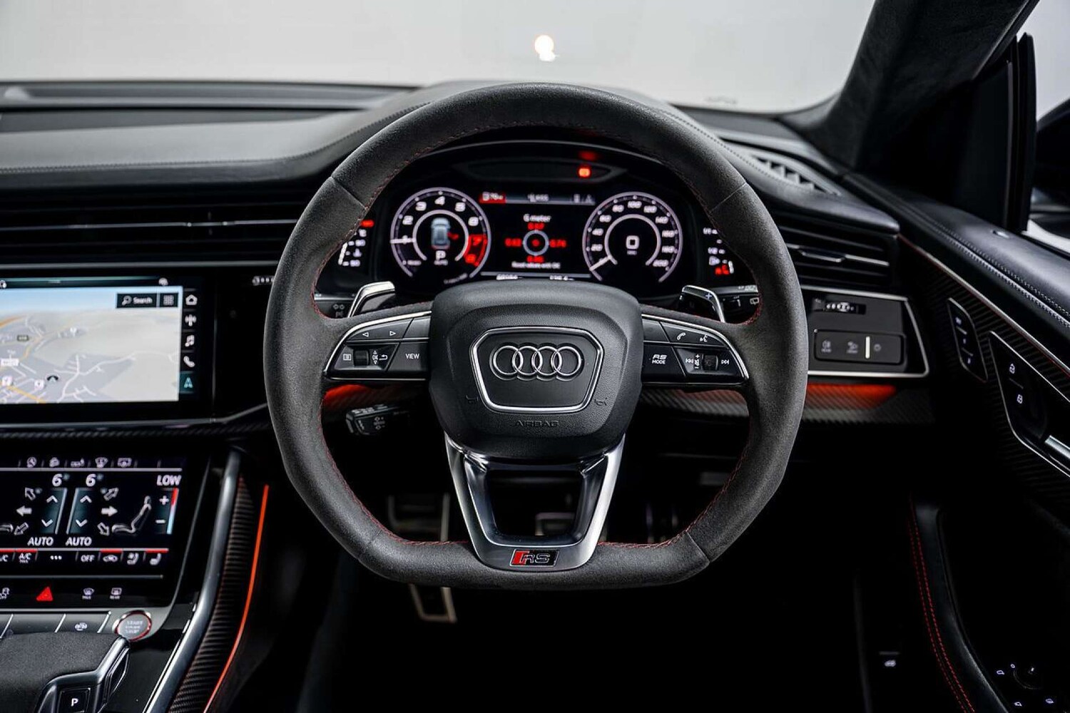 Used Audi RS Q8 2020 for sale - 77872414: Photo 32
