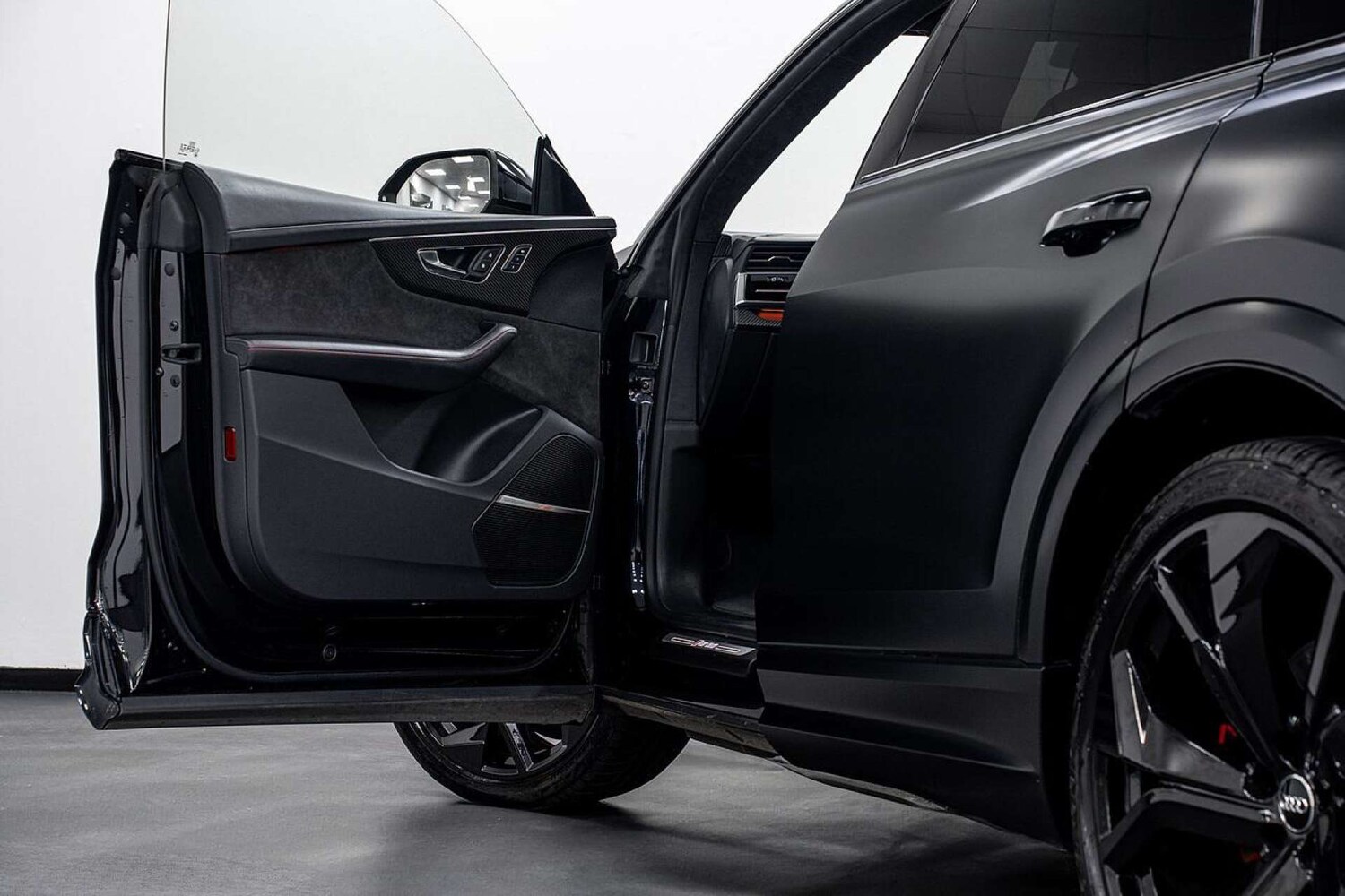 Used Audi RS Q8 2020 for sale - 77872414: Photo 6