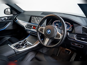 Used BMW X5 2022 for sale - 76374652: Photo