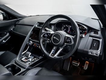 Used Jaguar E-Pace 2022 for sale - 76436135: Photo