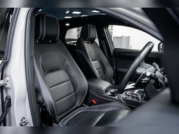 Used Jaguar E-Pace 2022 for sale - 76436135: Photo