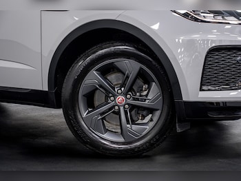 Used Jaguar E-Pace 2022 for sale - 76436135: Photo