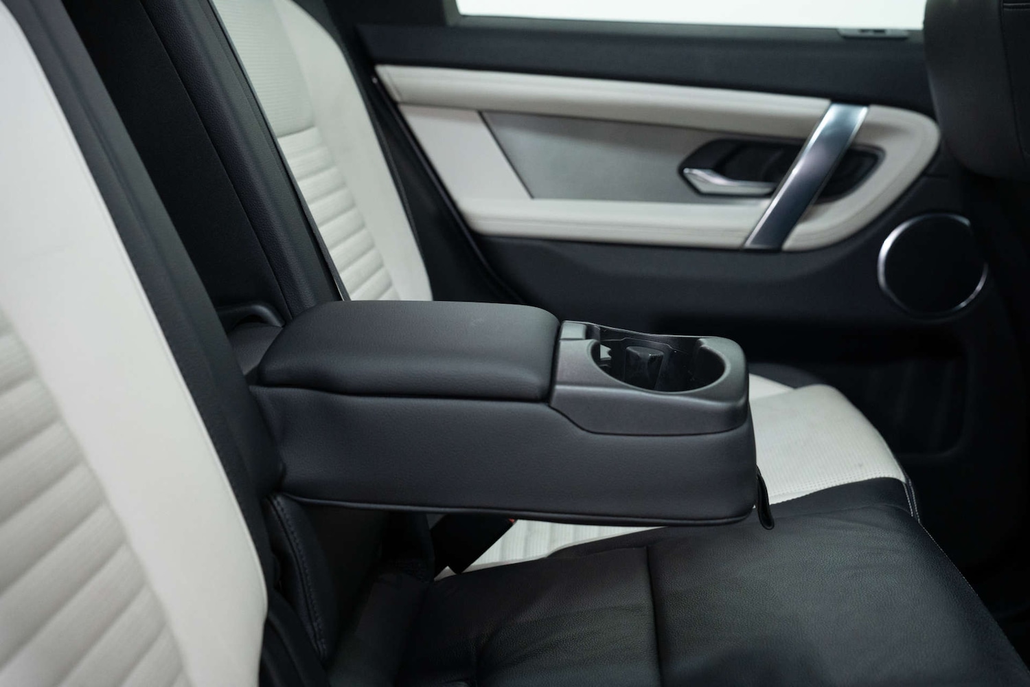 Used Land Rover Discovery Sport 2021 for sale - 77437636: Photo 27