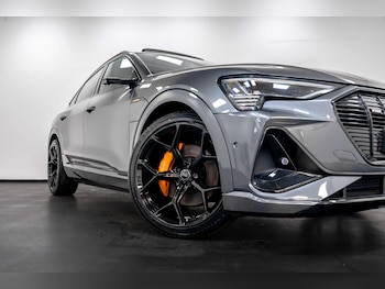 Used Audi e-tron 2021 for sale - 78176797: Photo