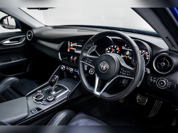 Used Alfa Romeo Giulia 2018 for sale - 76798857: Photo