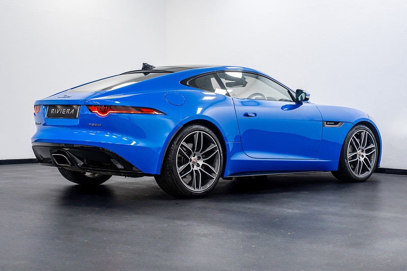 Used Jaguar F-Type 2019 for sale - 76351779: Photo 16