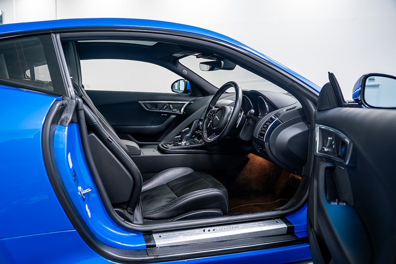 Used Jaguar F-Type 2019 for sale - 76351779: Photo 23