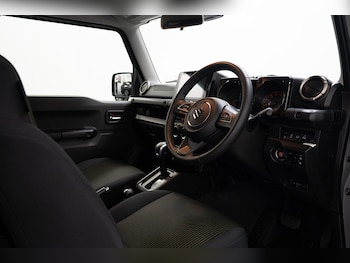 Used Suzuki Jimny 2024 for sale - 79434894: Photo